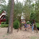Üdülőközpont 4 Pory Roku Sauna & Bakowo