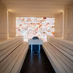 Üdülőközpont 4 Pory Roku Sauna &
