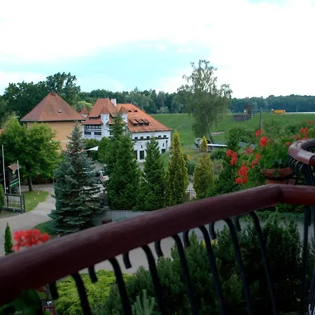 4 Pory Roku Sauna & 2*