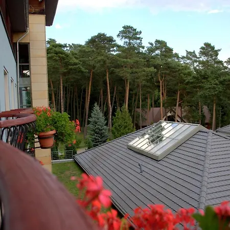 4 Pory Roku Sauna & Resort *