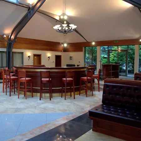 Ośrodek wypoczynkowy 4 Pory Roku Restauracja I 2*