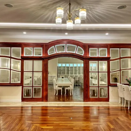 4 Pory Roku Sauna & 2* Bakowo