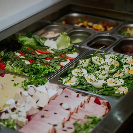 4 Pory Roku Restauracja I Ośrodek wypoczynkowy