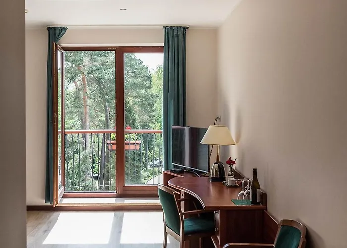 4 Pory Roku Sauna & Üdülőközpont Bakowo