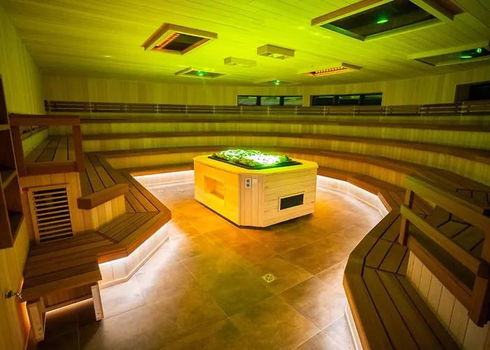 4 Pory Roku Sauna & 2*